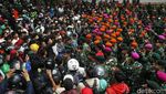 Sempat Memanas, TNI Ikut Redam Massa di Mako Brimob Kwitang