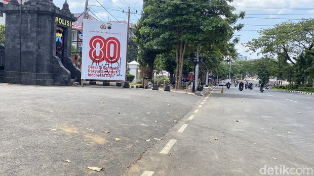 Suasana Polda Jateng di Semarang usai demo Jumat (29/8/2025). Foto diambil Sabtu (30/8).
