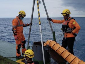 3 ABK Tewas Diduga Keracunan di Ruang Palka, Tim SAR Babel Evakuasi
