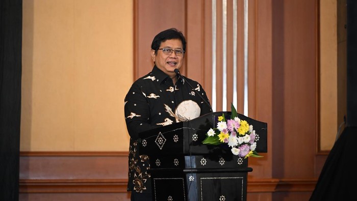 Wakil Menteri Transmigrasi Viva Yoga Mauladi
