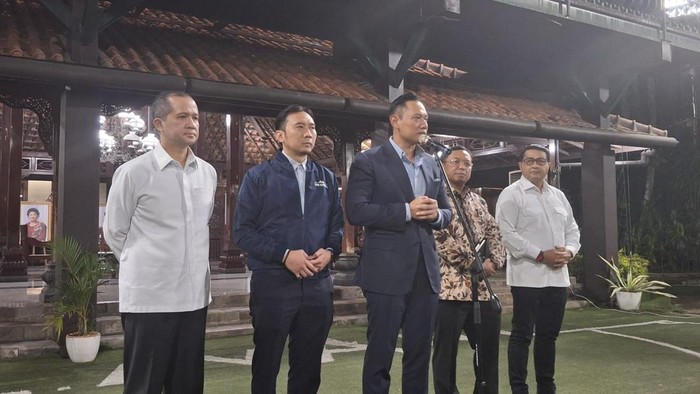 AHY bersama elit Demokrat gelar konpers (Solihin/detikcom)