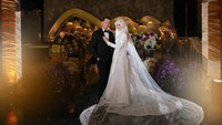 Mempersunting Clara Shinta, Alexander bicara soal cinta. Aku tahu ya Allah dia memang bukan cinta pertamaku, tapi jadikanlah dia menjadi cinta terakhirku sepanjang hidupku, tulisnya di Instagram dilihat pada Selasa (2/9/2025). (Foto: dok. Instagram @thepotomoto)