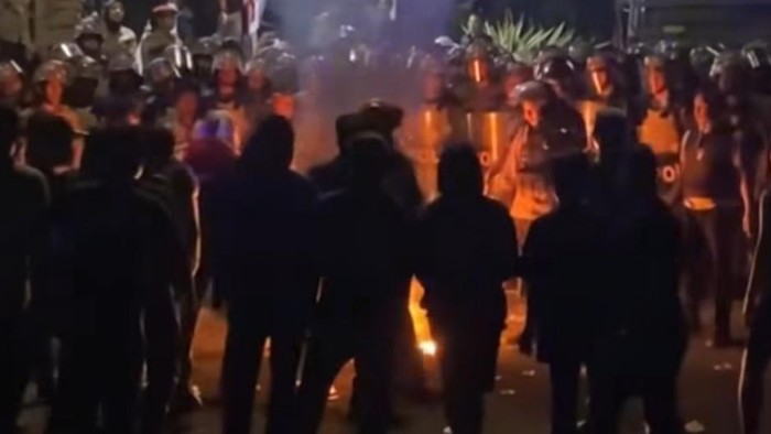 Demo di DPRD Sulbar.
