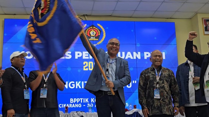 Direktur Utama LKBN ANTARA, Akhmad Munir, resmi terpilih sebagai Ketua Umum Persatuan Wartawan Indonesia (PWI) Pusat periode 2025-2030. (Dok istimewa).