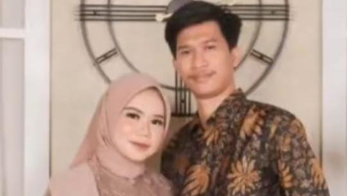 Driver ojol bernama Rusdamdiansyah alias Dandi (26) yang tewas dikeroyok massa usai dituduh anggota intelijen saat aksi demonstrasi di Makassar direncanakan akan menikah tahun ini.