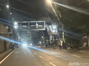 Sejumlah Massa Mendekat ke Polres Jakut, Kendaraan Diminta Putar Balik