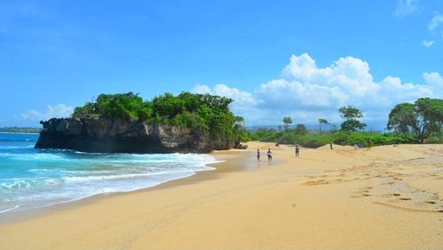 Pantai Lepu, Sumbawa, NTB. (Tangkap layar Google Maps/Surya/2017)