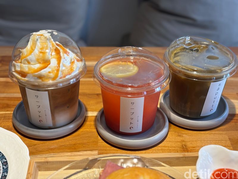 Kafe Hidden Gem Ini Punya Sandwich Donat dan Hojicha Enak