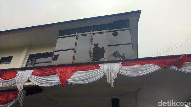 Sejumlah kerusakan di DPRD Ciamis imbas kericuhan pada Sabtu (30/1/2025).