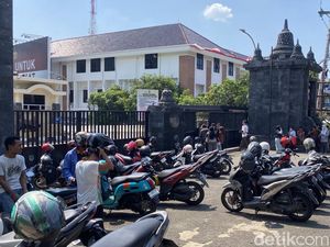 Cerita Ortu Kaget Anaknya yang Difabel Diamankan Saat Aksi Ricuh di Semarang