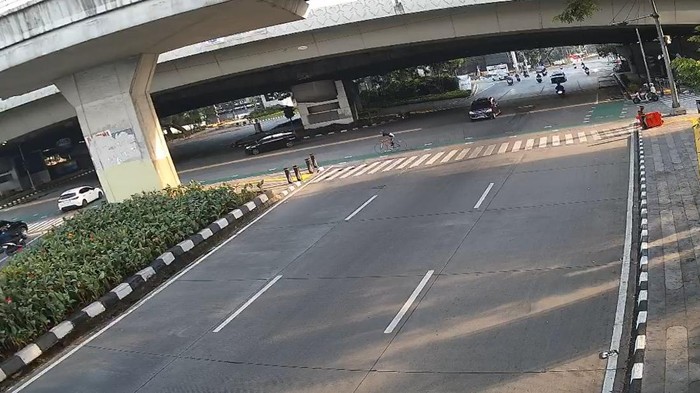 Situasi di Jalan Gatot Subroto, Pancoran, Jakarta Selatan (Dok TMC Polda Metro Jaya).