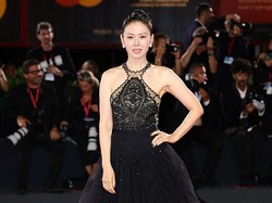 Son Ye Jin Naik Kereta Bawah Tanah Usai Festival Kembang Api, Banjir Pujian