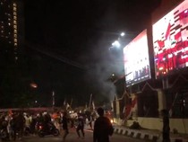 Kantor DPRD Sumsel Dibakar, Massa Didominasi Remaja