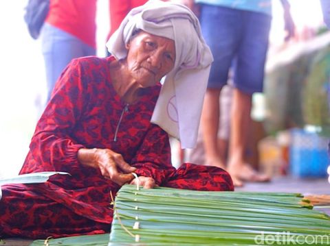 Tangan-tangan Trampil yang Jadi Pesona Desa Liagu