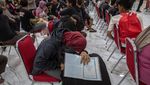 Tangis Anak di Bawah Umur Terlibat Demo Saat Bebas dari Polda Jateng
