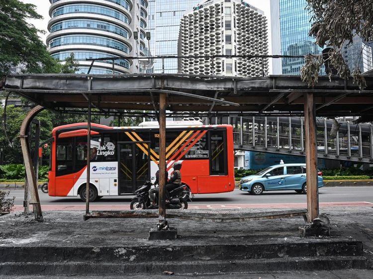 Tarif TransJ dan MRT Gratis Selama Seminggu Pascakerusuhan