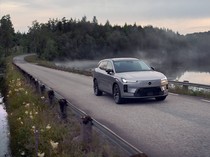 Volvo XC70 Baru Meluncur, SUV Hybrid Bisa Melaju 200 Km Tanpa Bensin!