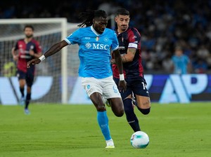 Napoli Vs Cagliari: Gol Menit Akhir Menangkan Partenopei 1-0