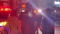 Ternyata demo masih banyak dan team @kitabisacom menyiapkan beberapa ambulance, salah satu titiknya di Kwitang. Mau ikut kak? Ku dari sini langsung kesana. Ku dan Tiwu dengan cepet jawab MAU!, tulis Zaskia Adya Mecca dilihat dari Instagram pribadinya, Minggu (31/8/2025). Foto: Instagram @zaskiadyamecca