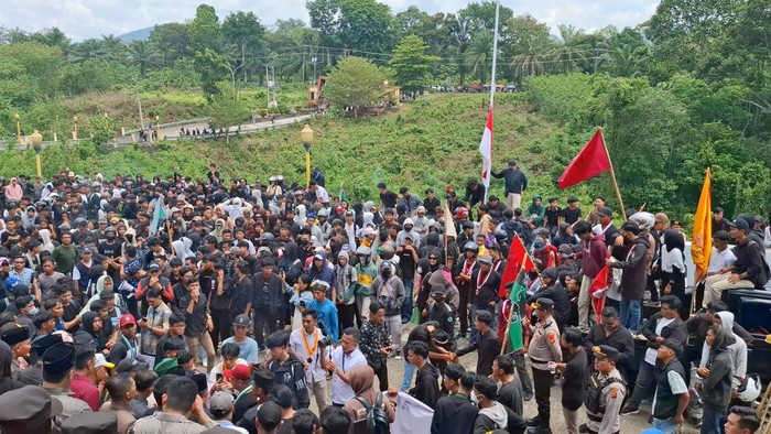 Aksi unjuk rasa di Lubuklinggau, Sumatera Selatan