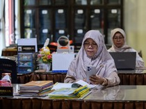 Tunjangan Guru Belum Cair? Kemendikdasmen Ungkap Penyebabnya