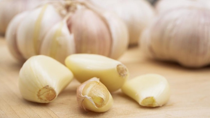 cloves of garlic