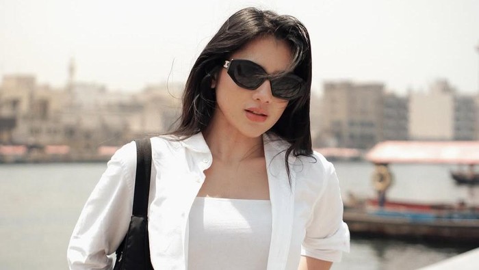 davina karamoy