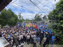 Aksi Unjuk Rasa Mahasiswa di DPRD Babel Berlangsung Damai