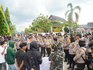 Aliansi Mahasiswa Demo DPRD Rohul, Kapolres Apresiasi Massa Tertib