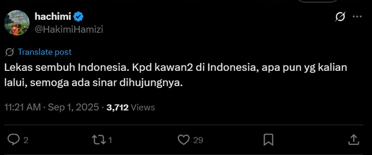 Meski kadang berselisih karena masalah rendang, netizen Indonesia dan Malaysia sebenarnya tetap akur, loh. Ini buktinya.