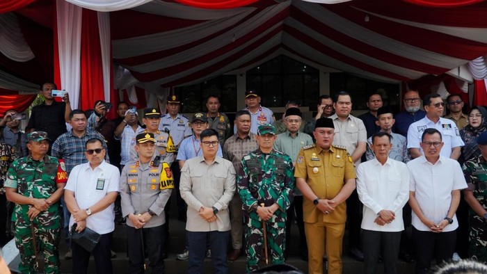 Forkopimda Kabupaten Bogor bersama organisasi masyarakat menggelar deklarasi damai sebagai komitmen bersama menjaga wilayah Kabupaten Bogor. (dok Istimewa)