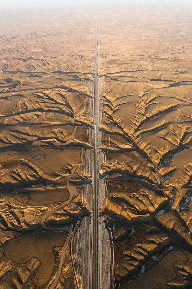 Infrastruktur yang dibangun dengan baik berikut ini membuat yang melihatnya ikut berdecak kagum. Bagus sekali.