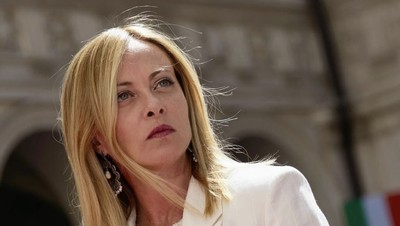 Foto: Sosok PM Italia yang Foto Palsu Vulgarnya Tersebar