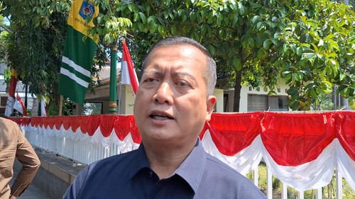 Gubernur NTB, Lalu Muhamad Iqbal, saat diwawancarai di Pendopo Wali Kota Mataram, Senin (1/9/2025). (Nathea Citra/detikBali)