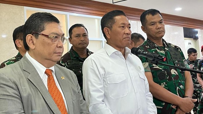 Jenderal TNI Tandyo Budi Revita