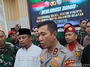 Kapolda Buka Suara Soal Pengamanan saat Gedung DPRD Makassar-Sulsel Dibakar