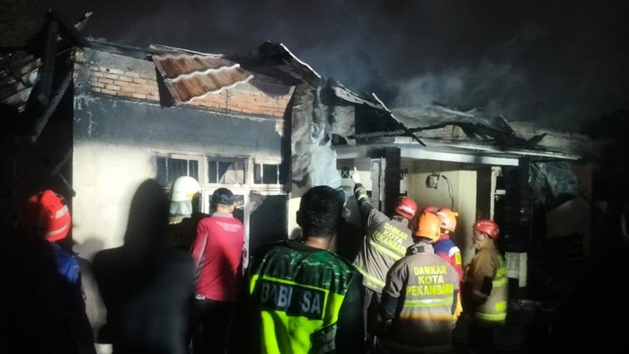 Kebakaran di Pekanbaru, 1 tewas. (Dok Polres Pekanbaru)