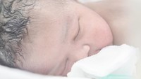 Adding another blessing to our lives. Henry Benjamin Gregory has arrived to this world on 28/8/25.. 3,8kg Big Bennyyy, tulis Kimmy Jayanti dalam Instagram miliknya dilihat detikcom, Senin (1/9/2025). Foto: dok instagram Kimmy Jayanti