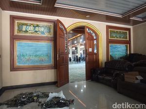 Imbas Kerusuhan di Kota Cirebon, Lukisan 20 Tahun di Gedung DPRD Hancur