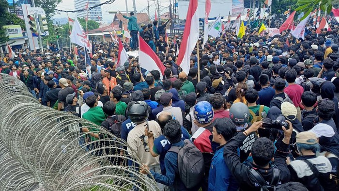 Kondisi terkini unjuk rasa di Lampung.