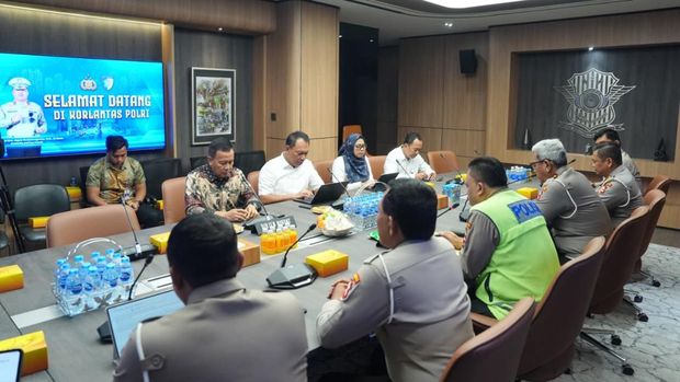 Korlantas Polri bersama Kemenhub, Jaga Marga hingga KemenPU menggelar rapat kerja. (Dok. ist)
