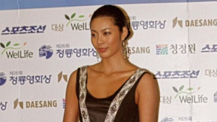 8 Foto Lee Ki Yong, Dulu Top Model Kini Hidup Sederhana Jadi Pegawai Restoran