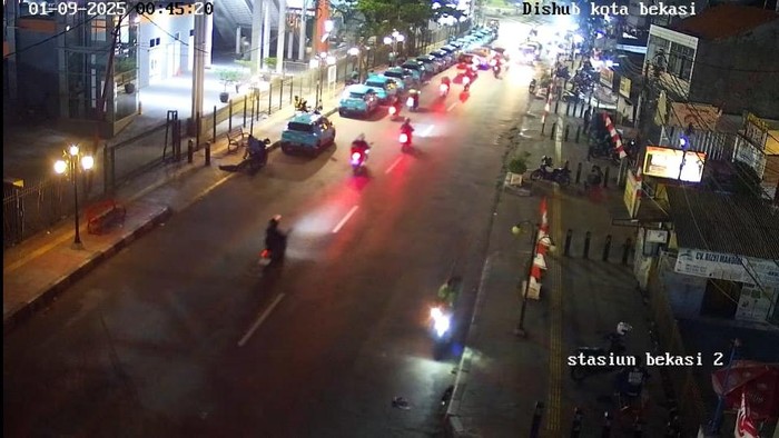 Pantauan CCTV Bekasi, Senin (1/9) dini hari