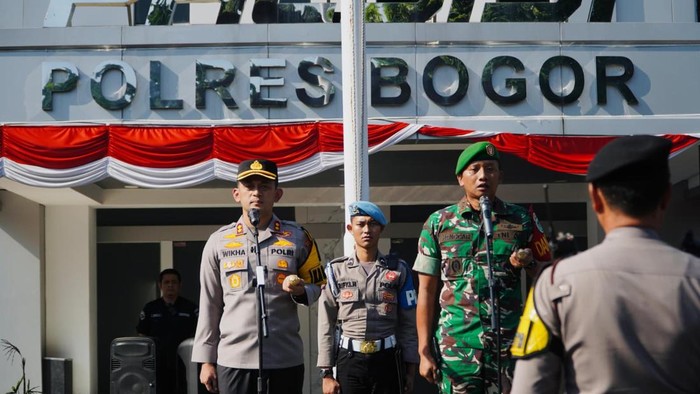 Polres Bogor Polda Jawa Barat bersama Kodim 0621/Kabupaten Bogor menggelar patroli skala besar. Sebanyak 1.600 personel gabungan dikerahkan. (dok Ist)
