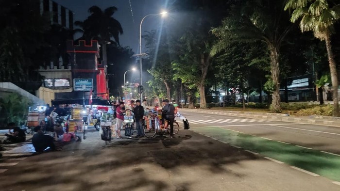 Sejumlah titik yang sempat terjadi kericuhan di wilayah Jakarta beberapa waktu lalu sudah aman malam ini. (Rizky Adha/detikcom)