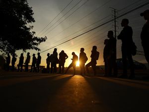Video Badai PHK Belum Mereda! 63 Ribu Pekerja Terdampak Hingga September 2026