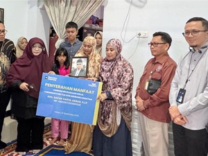 TASPEN Salurkan Santunan ke Keluarga Korban Unjuk Rasa di Makassar