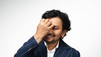 Tompi mencurahkan nyaris masuk politik. Ia sempat ditawari beberapa partai ternama di Indonesia untuk menjadi caleg. Foto: dok instagram Tompi