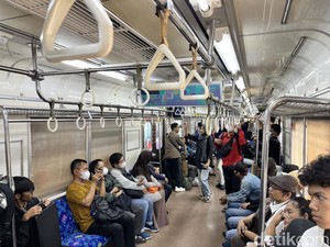 Ongkos Transportasi Masyarakat RI 12,46% dari Biaya Hidup, di Atas Standar Dunia