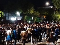 Video Celios: Kerugian Ekonomi Akibat Kericuhan Ditaksir Capai Rp 9 T